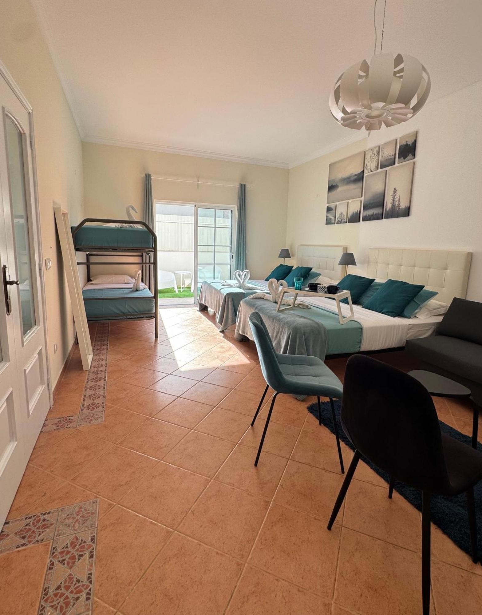 Villa Bonita Guesthouse Albufeira Old Town Екстер'єр фото