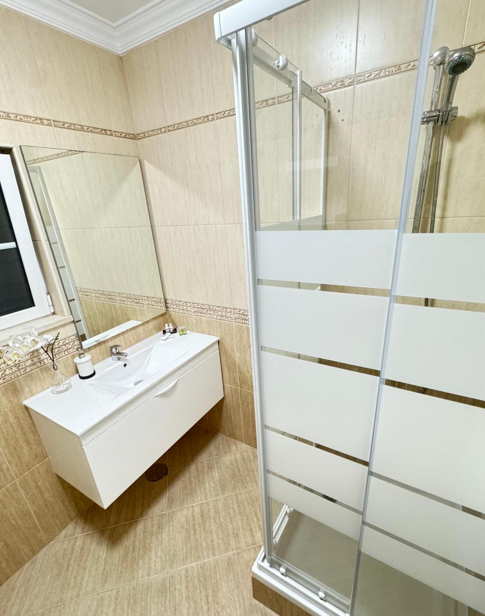 Villa Bonita Guesthouse Albufeira Old Town Екстер'єр фото